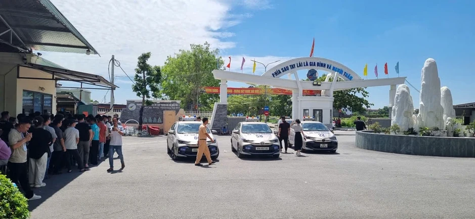 Chính thức bỏ phần sát hạch mô phỏng lái xe từ 1-7 Chính thức bỏ phần sát hạch mô phỏng lái xe từ 1-7