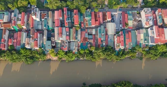 Chủ tịch Hà Nội chỉ đạo làm rõ vụ nhà xưởng 'mọc' sát hành lang thoát lũ sông Nhuệ