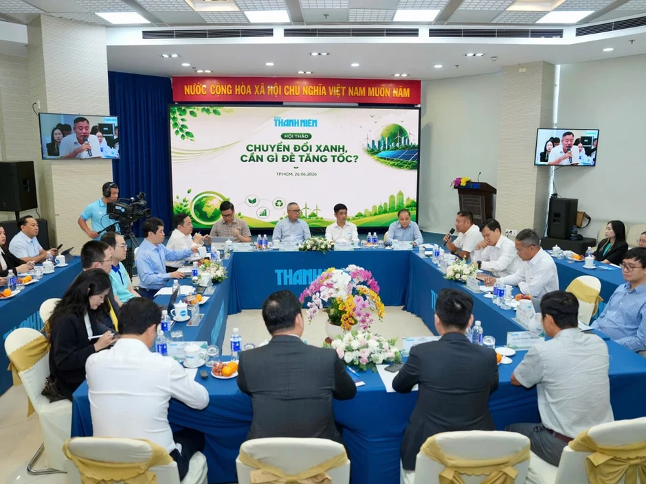 Chuyển đổi xanh: Muốn tăng tốc phải gỡ nút thắt vốn, hạ tầng điện và pháp lý Chuyển đổi xanh: Muốn tăng tốc phải gỡ nút thắt vốn, hạ tầng điện và pháp lý