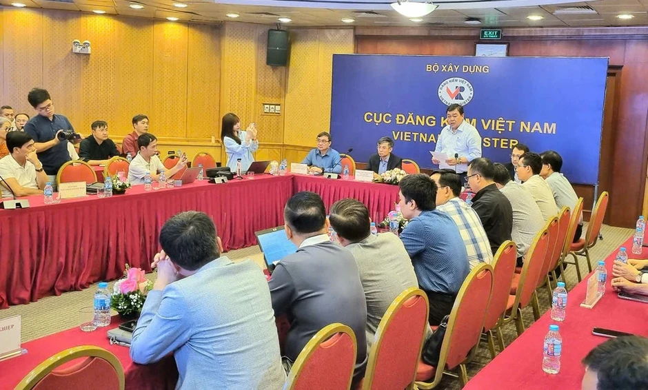 Cục Đăng kiểm bảo lưu quan điểm phải 'đạp hết chân ga', siết lại quy trình kiểm định khí thải Cục Đăng kiểm bảo lưu quan điểm phải 'đạp hết chân ga', siết lại quy trình kiểm định khí thải