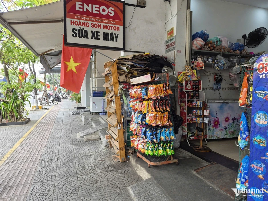 Đà Nẵng quyết lập lại trật tự vỉa hè, xem xét phạt nguội để ngăn tái chiếm Đà Nẵng quyết lập lại trật tự vỉa hè, xem xét phạt nguội để ngăn tái chiếm