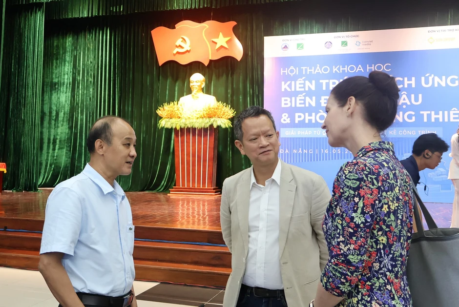 Đà Nẵng tìm giải pháp ứng phó với bão lũ, ngập lụt, sạt lở Đà Nẵng tìm giải pháp ứng phó với bão lũ, ngập lụt, sạt lở