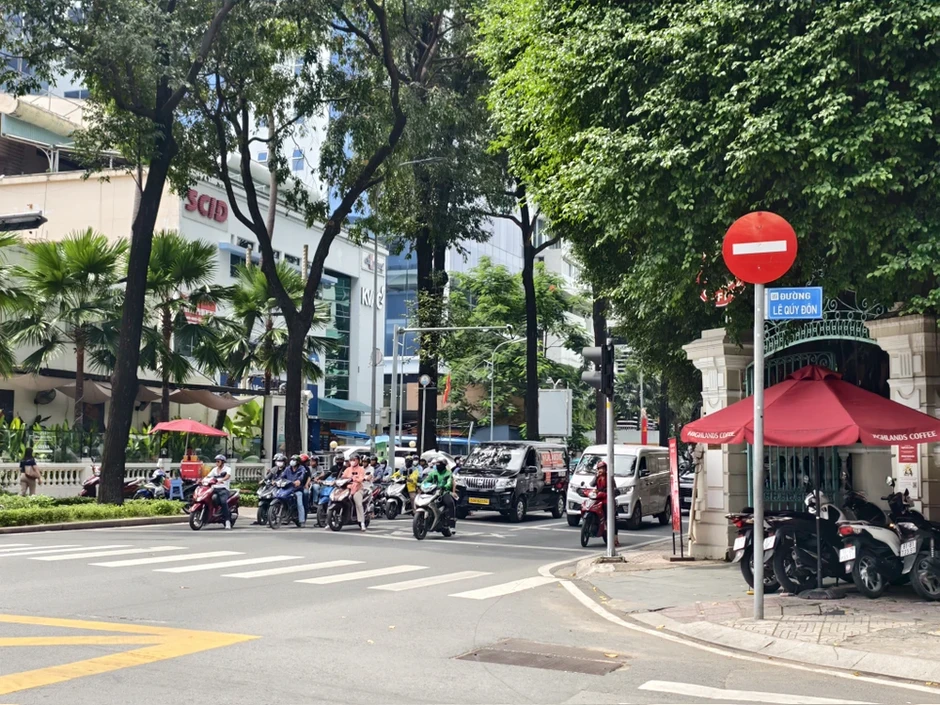 Đặt, đổi tên đường ở TP.HCM: Cần nghiên cứu phù hợp với đô thị hiện đại Đặt, đổi tên đường ở TP.HCM: Cần nghiên cứu phù hợp với đô thị hiện đại