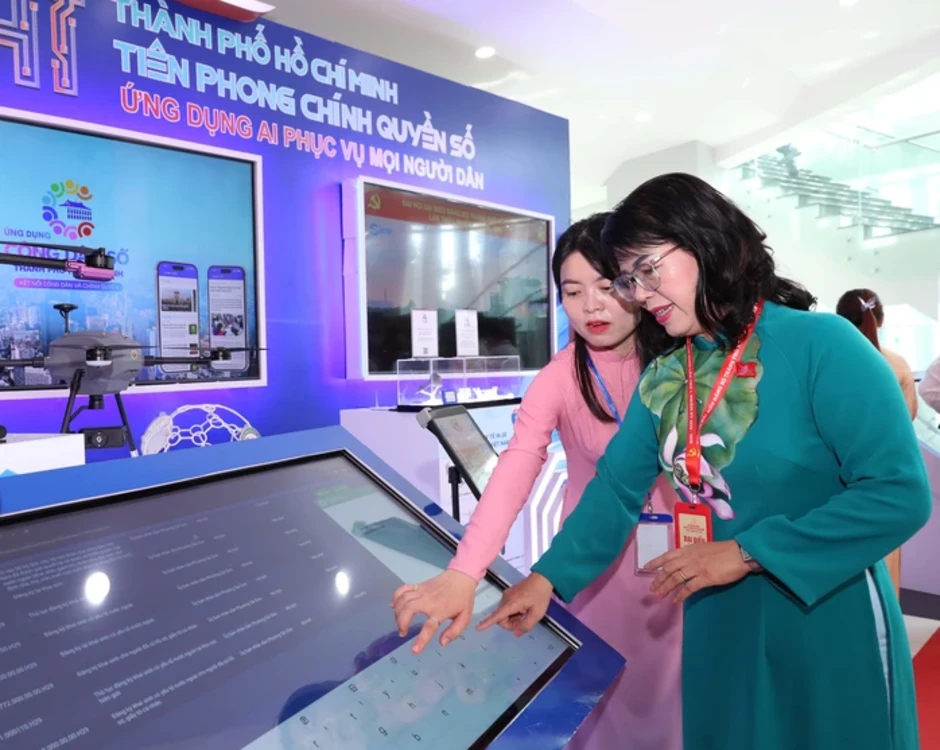 Đột phá thể chế đón siêu đô thị số Đột phá thể chế đón siêu đô thị số