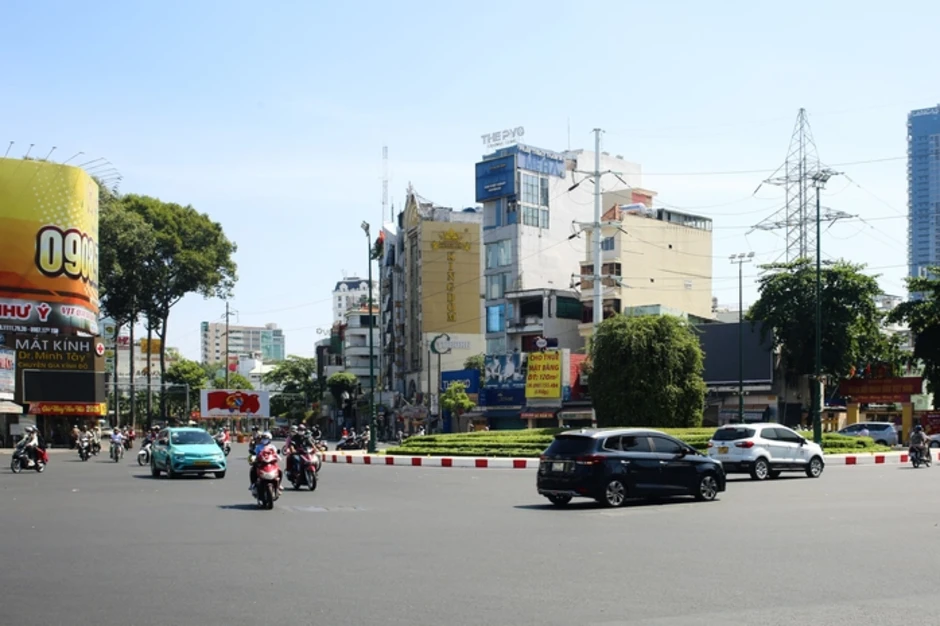 Dự báo thời tiết hôm nay, 24-2: TPHCM và Nam Bộ có nắng mạnh, độ ẩm thấp Dự báo thời tiết hôm nay, 24-2: TPHCM và Nam Bộ có nắng mạnh, độ ẩm thấp