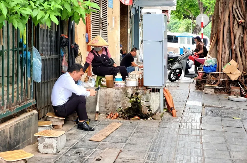 Đưa kinh tế vỉa hè vào khuôn khổ Đưa kinh tế vỉa hè vào khuôn khổ