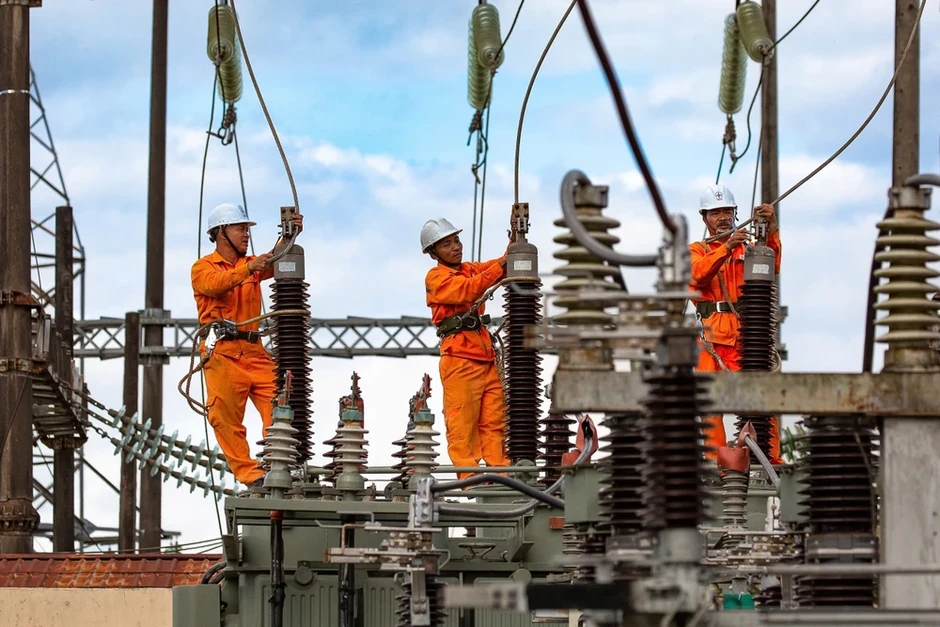 EVNCPC kêu gọi tham gia cuộc thi 'Tìm hiểu kiến thức về sử dụng năng lượng tiết kiệm và hiệu quả năm 2026' EVNCPC kêu gọi tham gia cuộc thi 'Tìm hiểu kiến thức về sử dụng năng lượng tiết kiệm và hiệu quả năm 2026'