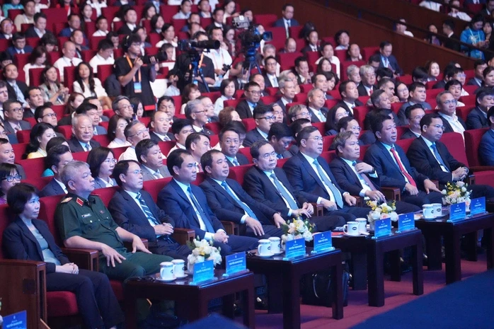 Hà Nội công bố Quy hoạch tổng thể Thủ đô tầm nhìn 100 năm Hà Nội công bố Quy hoạch tổng thể Thủ đô tầm nhìn 100 năm