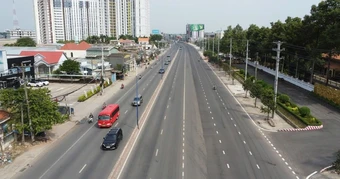 Hình hài Quốc lộ 13 đoạn qua khu vực Bình Dương sau nhiều năm thi công