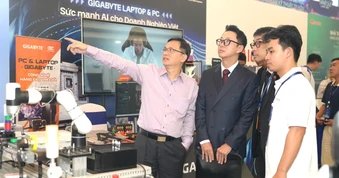 Hình thành những thiết chế đủ năng lực dẫn dắt tăng trưởng