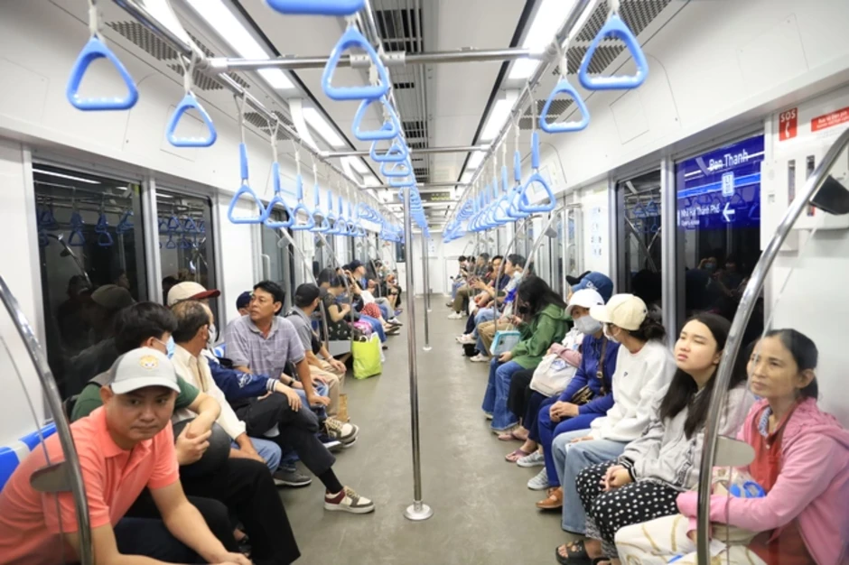 Hơn nửa triệu lượt khách đi metro Bến Thành - Suối Tiên dịp Tết Bính Ngọ Hơn nửa triệu lượt khách đi metro Bến Thành - Suối Tiên dịp Tết Bính Ngọ