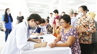 Khám sức khỏe cho 15 triệu dân