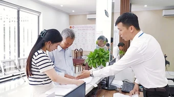 Khi cơ sở bị "ngợp" trong văn bản