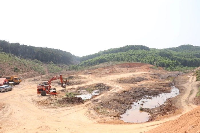 Lãnh đạo Đà Nẵng: Cần sự chia sẻ, hy sinh lợi ích của người dân gần khu xử lý rác Lãnh đạo Đà Nẵng: Cần sự chia sẻ, hy sinh lợi ích của người dân gần khu xử lý rác