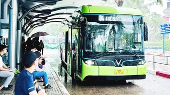 Miễn vé đi metro, xe bus ngày bầu cử