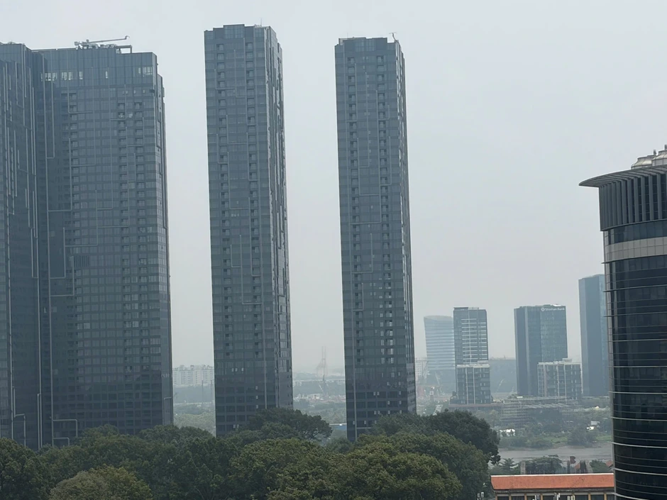 Mù bất thường phủ kín TPHCM Mù bất thường phủ kín TPHCM