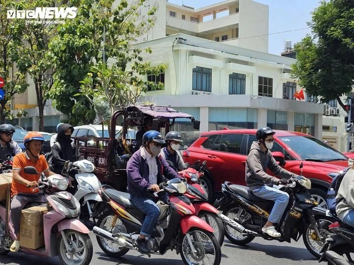 Nam Bộ sắp nắng nóng diện rộng, có nơi lên tới 37°C Nam Bộ sắp nắng nóng diện rộng, có nơi lên tới 37°C