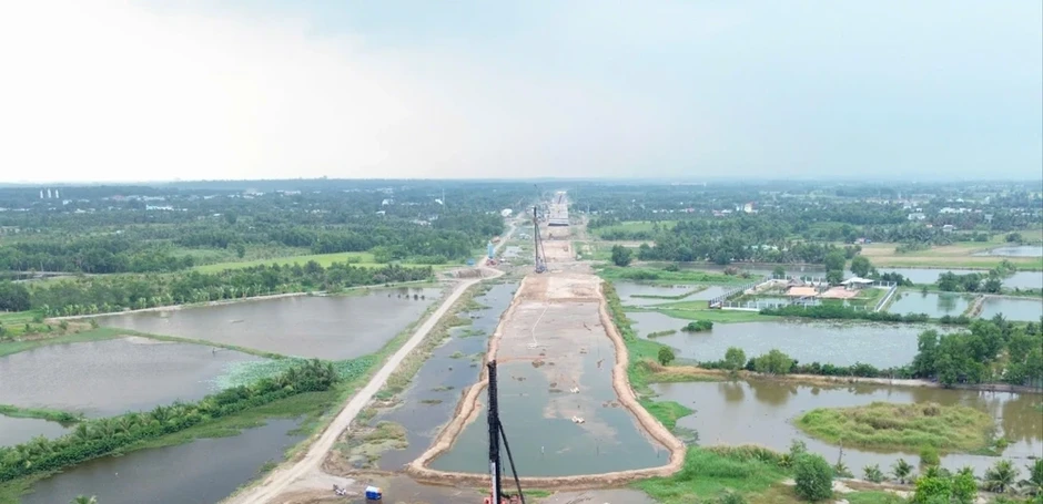 Nguyên nhân khiến dự án Vành đai 3 TP.HCM phải lùi tiến độ đến cuối năm Nguyên nhân khiến dự án Vành đai 3 TP.HCM phải lùi tiến độ đến cuối năm