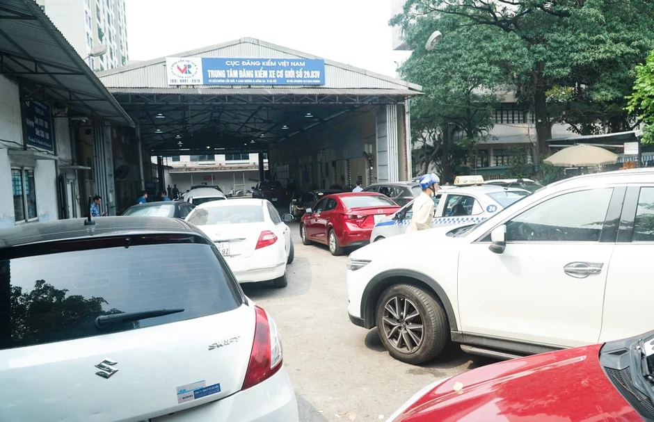 Ô tô được miễn kiểm định: Bổ sung quy định nộp ảnh xe, thông tin chủ xe Ô tô được miễn kiểm định: Bổ sung quy định nộp ảnh xe, thông tin chủ xe