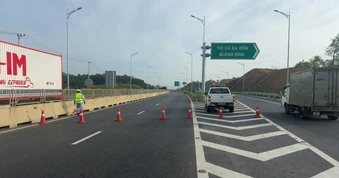 Phân luồng giao thông cao tốc Vũng Áng - Bùng hai ngày 12 và 13-5