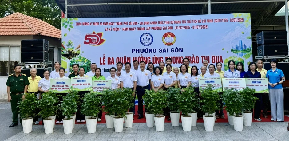 Phường Sài Gòn ra quân bảo vệ môi trường, hướng tới mục tiêu trồng 5.000 cây xanh Phường Sài Gòn ra quân bảo vệ môi trường, hướng tới mục tiêu trồng 5.000 cây xanh