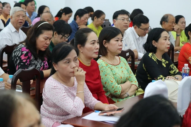 Phường Tăng Nhơn Phú vận hành chính quyền địa phương 2 cấp: Bộ máy tinh gọn, chuyển đổi số mạnh mẽ Phường Tăng Nhơn Phú vận hành chính quyền địa phương 2 cấp: Bộ máy tinh gọn, chuyển đổi số mạnh mẽ