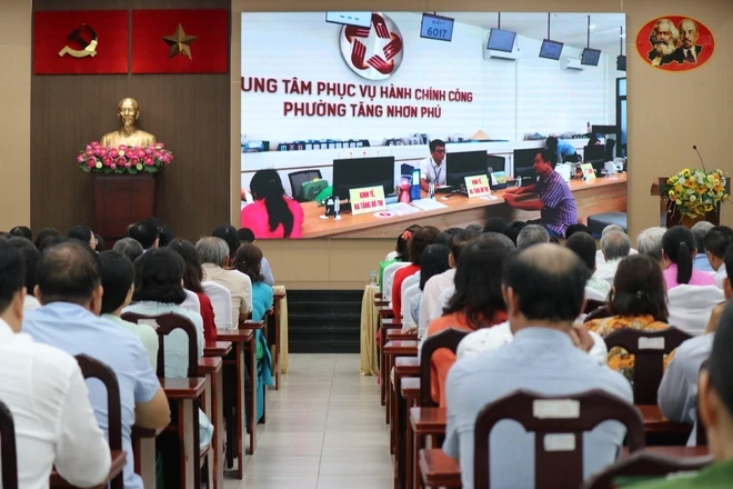 Phường Tăng Nhơn Phú vận hành chính quyền địa phương 2 cấp: Bộ máy tinh gọn, chuyển đổi số mạnh mẽ Phường Tăng Nhơn Phú vận hành chính quyền địa phương 2 cấp: Bộ máy tinh gọn, chuyển đổi số mạnh mẽ