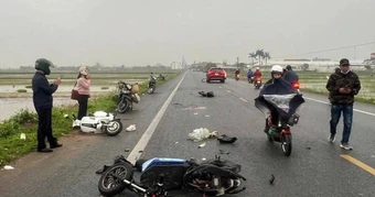 Tai nạn giao thông nghiêm trọng, 2 học sinh tử vong