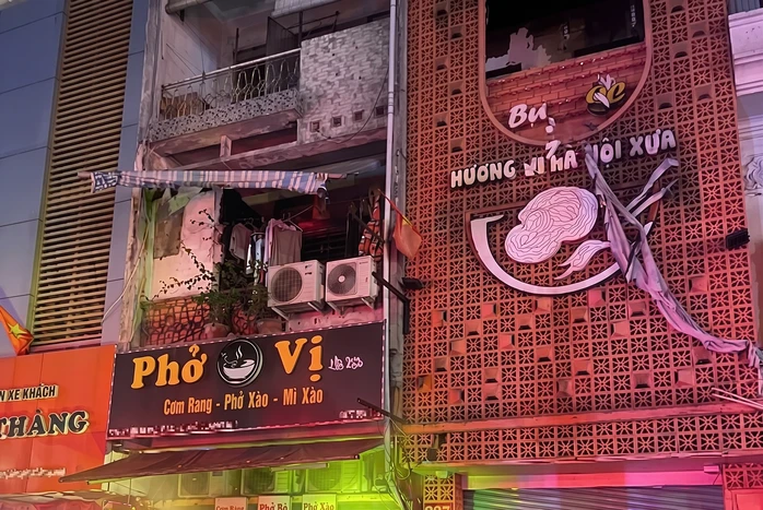 Thông tin nổi bật tại TPHCM ngày 1-5: Thông xe cầu vượt nút giao An Phú; cháy quán ăn khu trung tâm Thông tin nổi bật tại TPHCM ngày 1-5: Thông xe cầu vượt nút giao An Phú; cháy quán ăn khu trung tâm