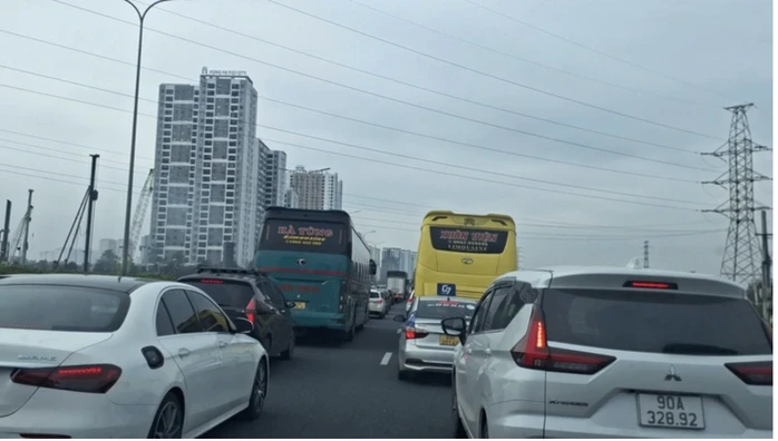 Thủ tướng yêu cầu không để ùn tắc kéo dài ở cửa ngõ Hà Nội, TPHCM dịp nghỉ lễ Thủ tướng yêu cầu không để ùn tắc kéo dài ở cửa ngõ Hà Nội, TPHCM dịp nghỉ lễ