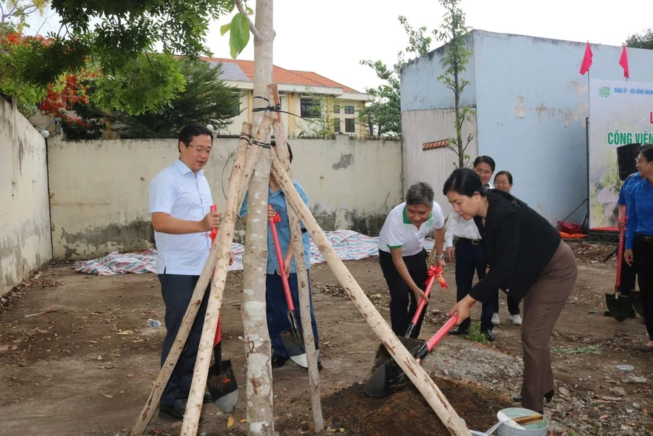 TP.HCM: Khởi công công viên phục vụ người dân tại phường Bình Hưng Hòa TP.HCM: Khởi công công viên phục vụ người dân tại phường Bình Hưng Hòa