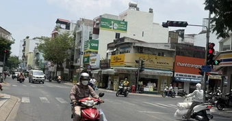 TP.HCM sắp có mưa giải nhiệt sau những ngày nắng gắt