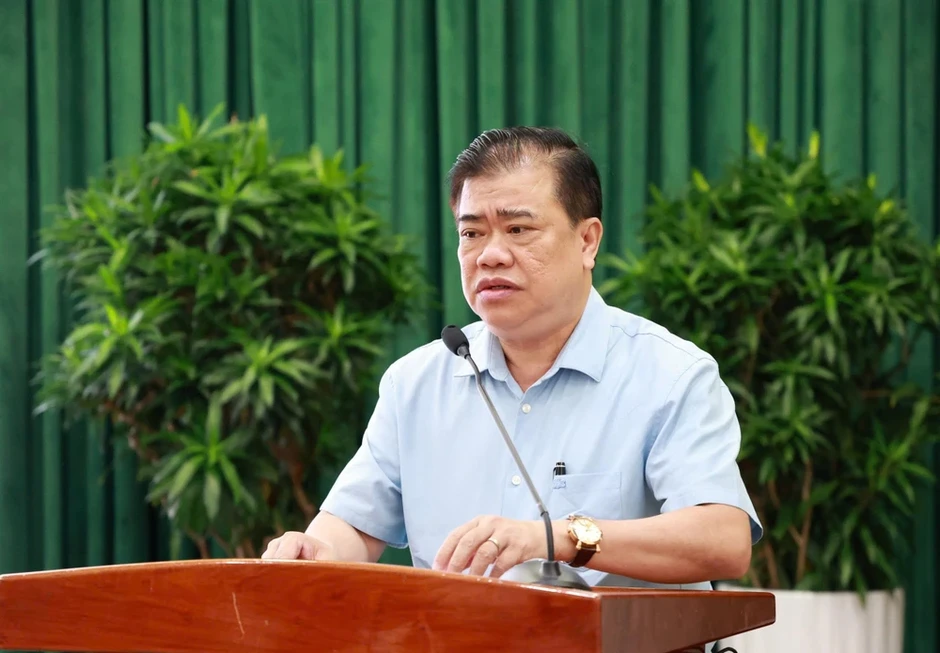 TP.HCM sắp khởi công 7 dự án ‘khủng’, gồm Trung tâm hành chính mới, công viên Bến Nhà Rồng... TP.HCM sắp khởi công 7 dự án ‘khủng’, gồm Trung tâm hành chính mới, công viên Bến Nhà Rồng...