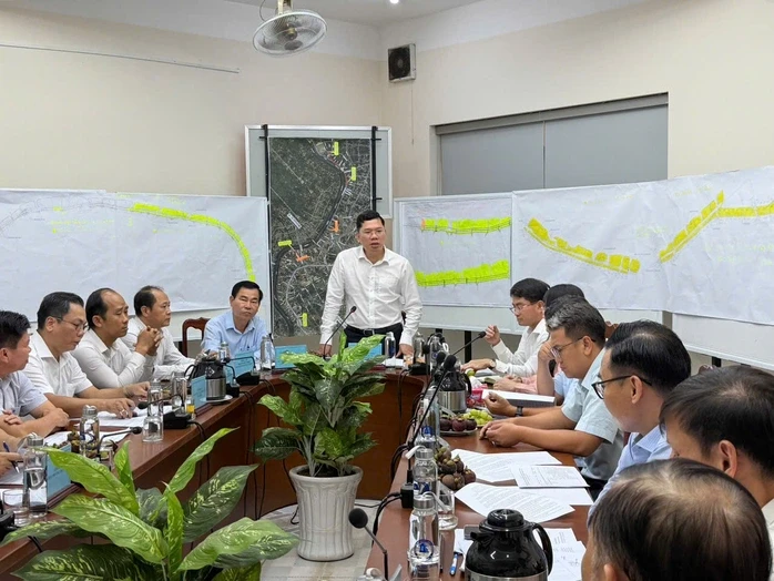 TPHCM thúc tiến độ đường ven sông Sài Gòn 9.500 tỉ đồng TPHCM thúc tiến độ đường ven sông Sài Gòn 9.500 tỉ đồng