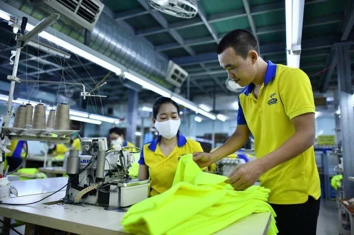 TP.HCM yêu cầu doanh nghiệp không tăng ca trong ngày bầu cử TP.HCM yêu cầu doanh nghiệp không tăng ca trong ngày bầu cử