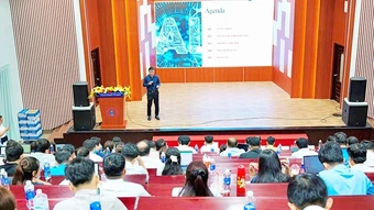 Trang bị năng lực số cho cán bộ cơ sở