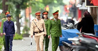 Trưởng công an phường cùng 14 cảnh sát trật tự đô thị ở Hà Nội ‘không hoàn thành nhiệm vụ’