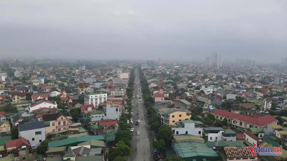 Vinh hứng trận mưa kỷ lục trong hơn 40 năm, hệ thống thoát nước ứng phó ra sao? Vinh hứng trận mưa kỷ lục trong hơn 40 năm, hệ thống thoát nước ứng phó ra sao?