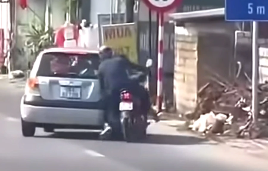 Vụ ô tô chèn xe máy tại thanh hóa: Làm rõ nguyên nhân và mối quan hệ giữa 2 lái xe