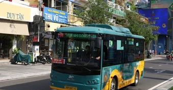 Xe buýt miễn phí cần nhanh và tiện lợi