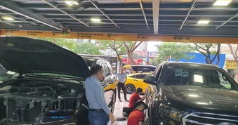 Xe ô tô độ nội, ngoại thất 'dễ thở' hơn khi đăng kiểm