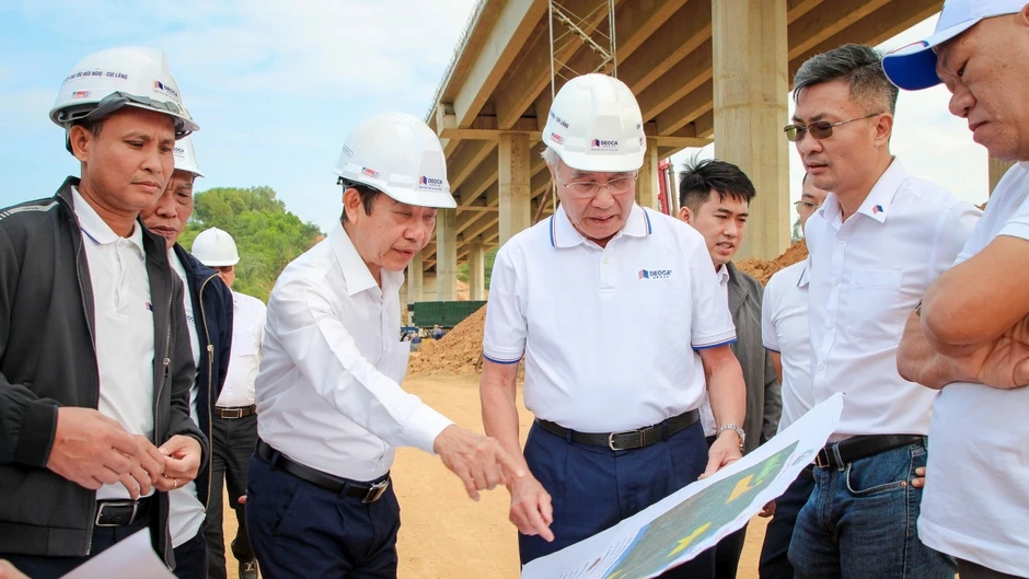 “Điểm tựa” đặc biệt của Tập đoàn Đèo Cả “Điểm tựa” đặc biệt của Tập đoàn Đèo Cả