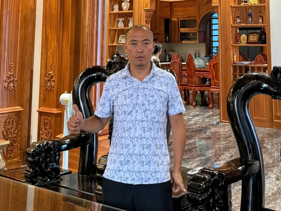 "Vua Quạt" Trần Đình Tiệp: Kinh doanh qua mạng xã hội, từng bị phạt hành chính "Vua Quạt" Trần Đình Tiệp: Kinh doanh qua mạng xã hội, từng bị phạt hành chính