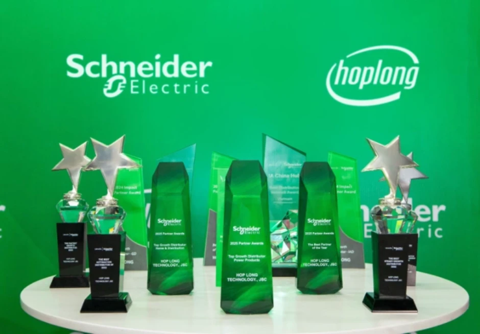 10 năm hợp tác chiến lược giữa Hợp Long và Schneider Electric 10 năm hợp tác chiến lược giữa Hợp Long và Schneider Electric
