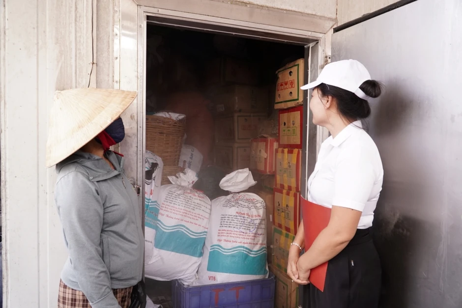 Agribank Quảng Bình: Hỗ trợ ngư dân làm giàu từ biển Agribank Quảng Bình: Hỗ trợ ngư dân làm giàu từ biển