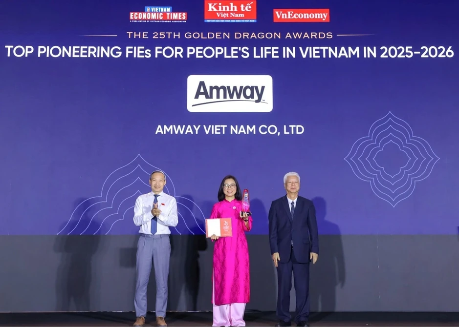 Amway Việt Nam lần thứ 10 được vinh danh tại giải thưởng Rồng Vàng Amway Việt Nam lần thứ 10 được vinh danh tại giải thưởng Rồng Vàng