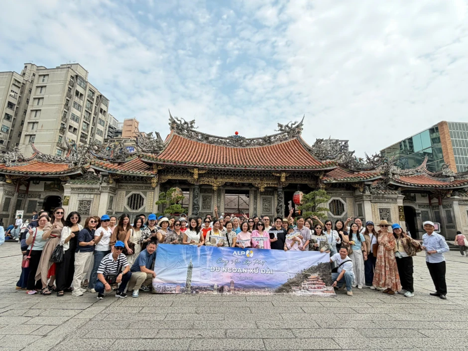 An Lập Phát cùng Đại lý "Du ngoạn xứ Đài" An Lập Phát cùng Đại lý "Du ngoạn xứ Đài"