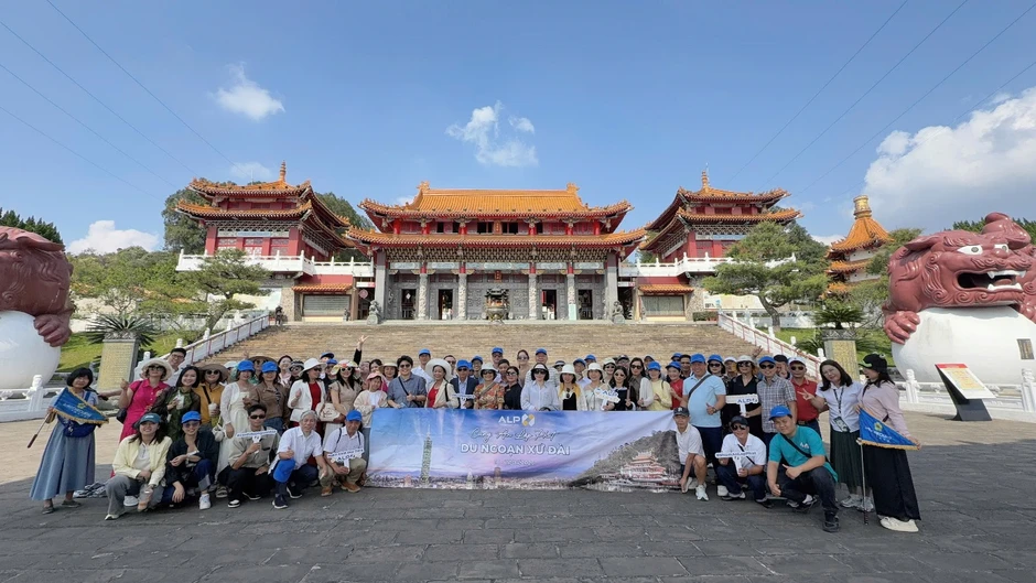 An Lập Phát cùng Đại lý "Du ngoạn xứ Đài" An Lập Phát cùng Đại lý "Du ngoạn xứ Đài"