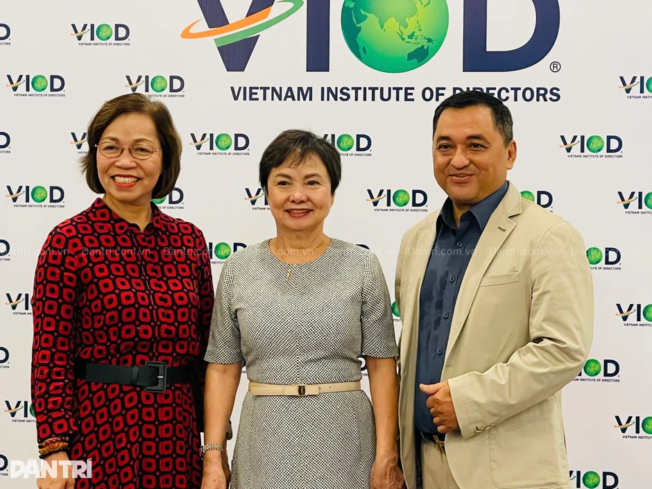 Bà Cao Thị Ngọc Dung: Mọi thông tin chính thức sẽ được PNJ công bố Bà Cao Thị Ngọc Dung: Mọi thông tin chính thức sẽ được PNJ công bố