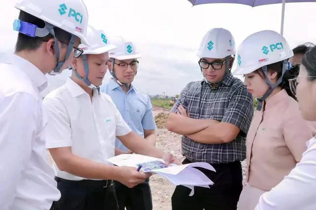 Biến động cổ phiếu công ty có nữ chủ tịch 27 tuổi Biến động cổ phiếu công ty có nữ chủ tịch 27 tuổi